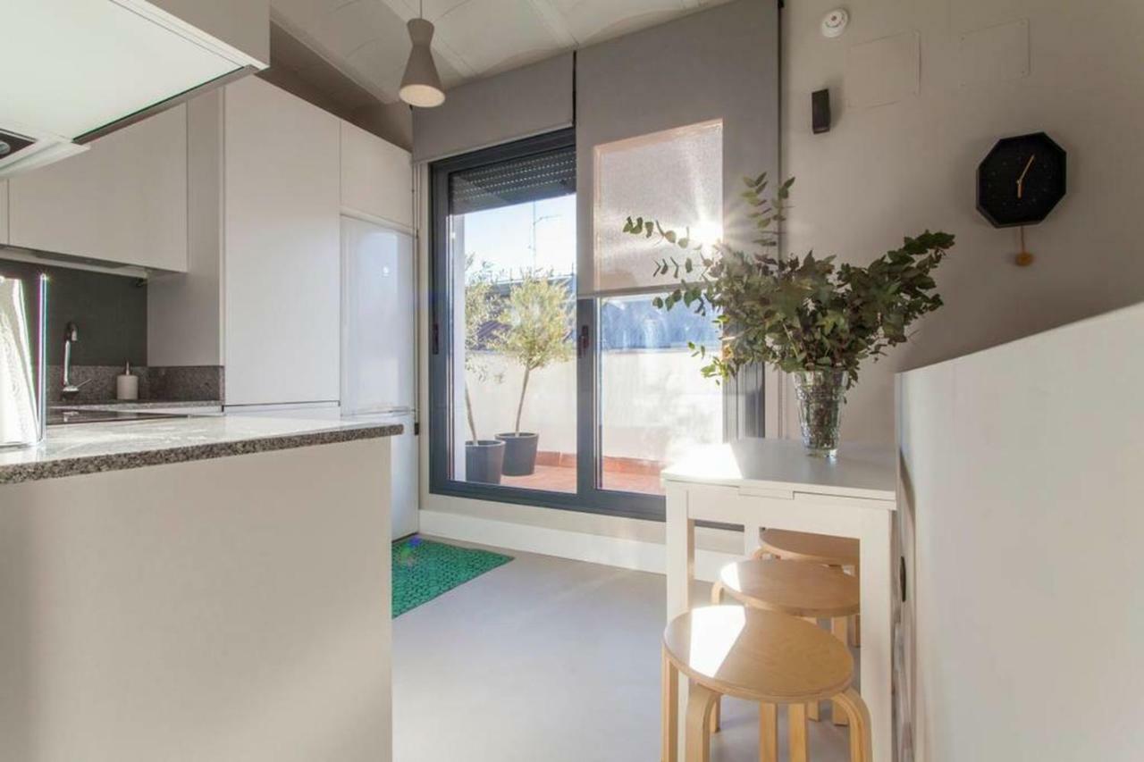 Apartamentos Rg Duplex San Bernardo セビリア エクステリア 写真